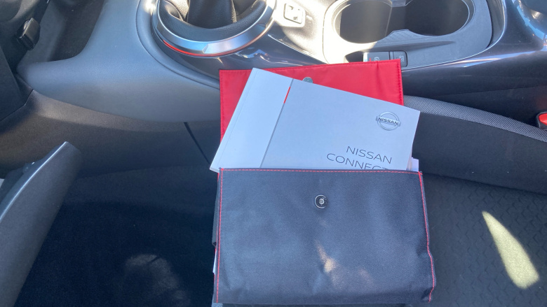 Nissan Juke 1.0 DiG-T N-Connecta 5dr Petrol Hatchback